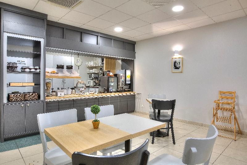 B&B Hotel Villeneuve Loubet Village Exterior foto